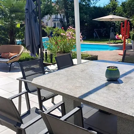 Βίλα Avec Piscine En Alsace